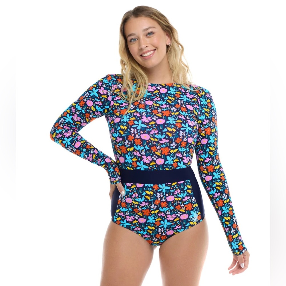 NWT! Body Glove ‘Wave Paddle Suit’ size small. Long sleeve. Indigo base color